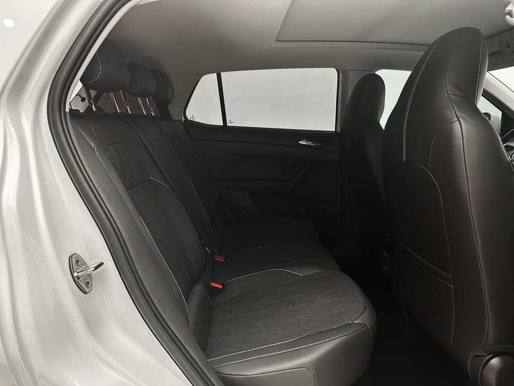 Volkswagen T-Cross 2023 immagine di auto #23