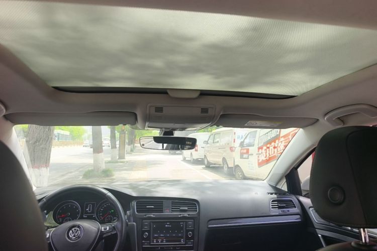 Volkswagen Golf 2018 #18 Volkswagen Golf 2018 car image #18
