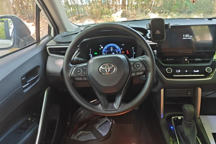 Toyota Corolla Cross 2023 #11 Toyota Corolla Cross 2023 car image #11