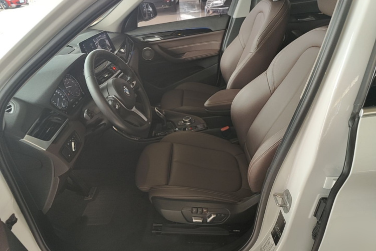 BMW X1 2021 immagine di auto #19
