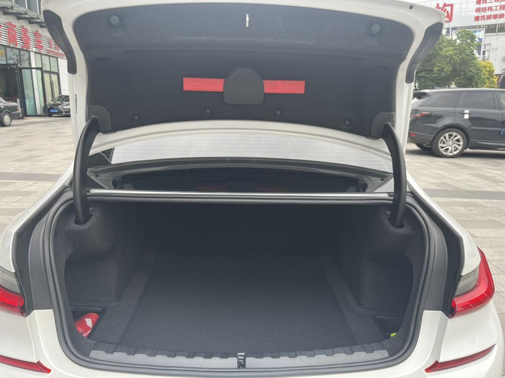 BMW 3 Series 2021 #28 BMW 3 Series 2021 car image #28