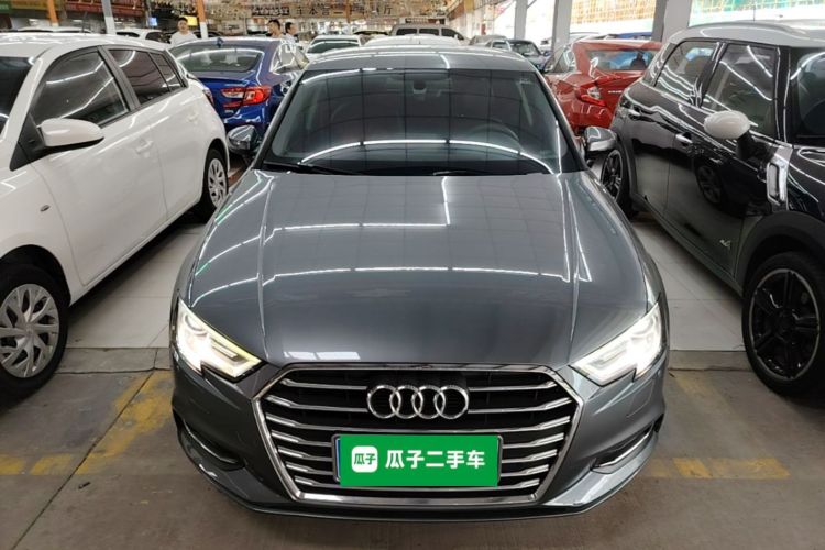 Audi A3 2019 immagine di auto #3