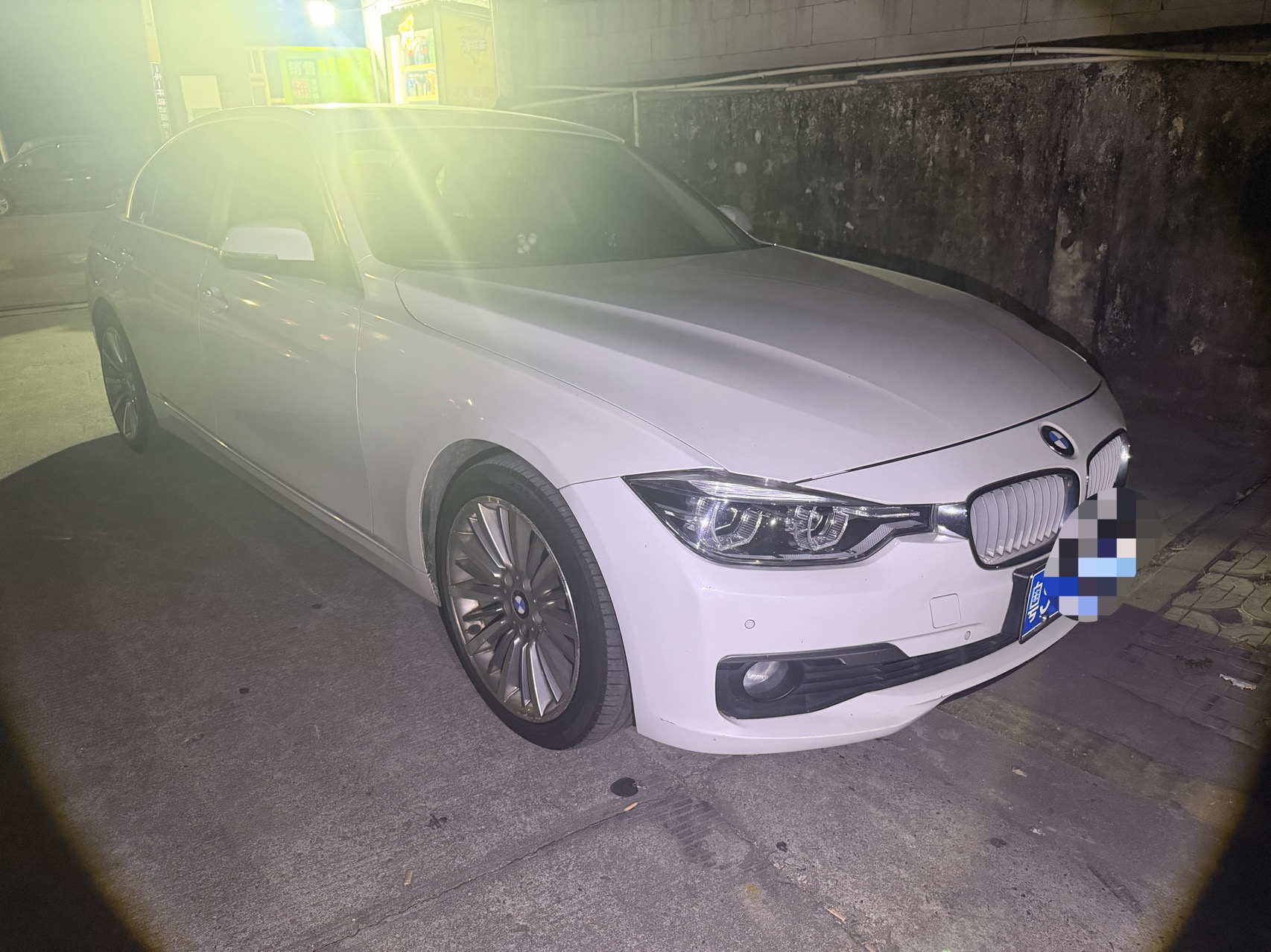 BMW 3 Series 2019 car image #3