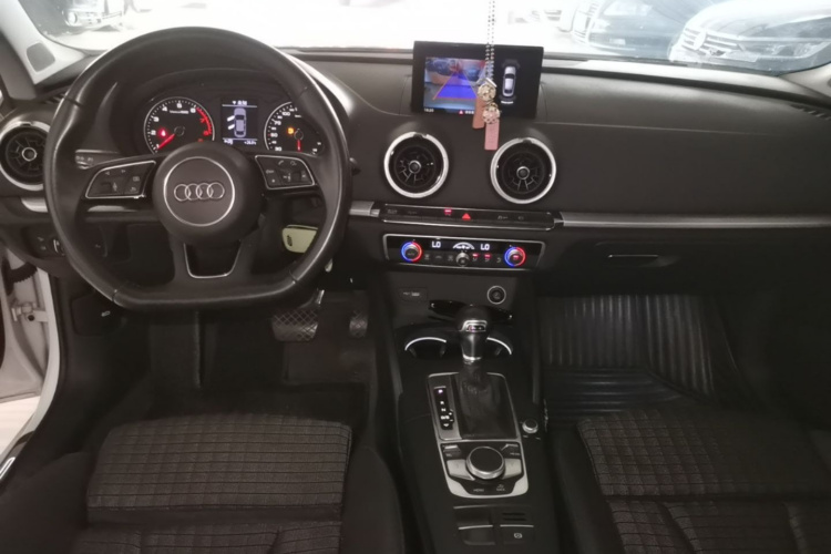 Audi A3 2019 #11 Audi A3 2019 car image #11