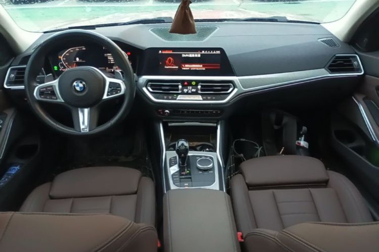 BMW 3 Series 2020 #10 BMW 3 Series 2020 car image #10