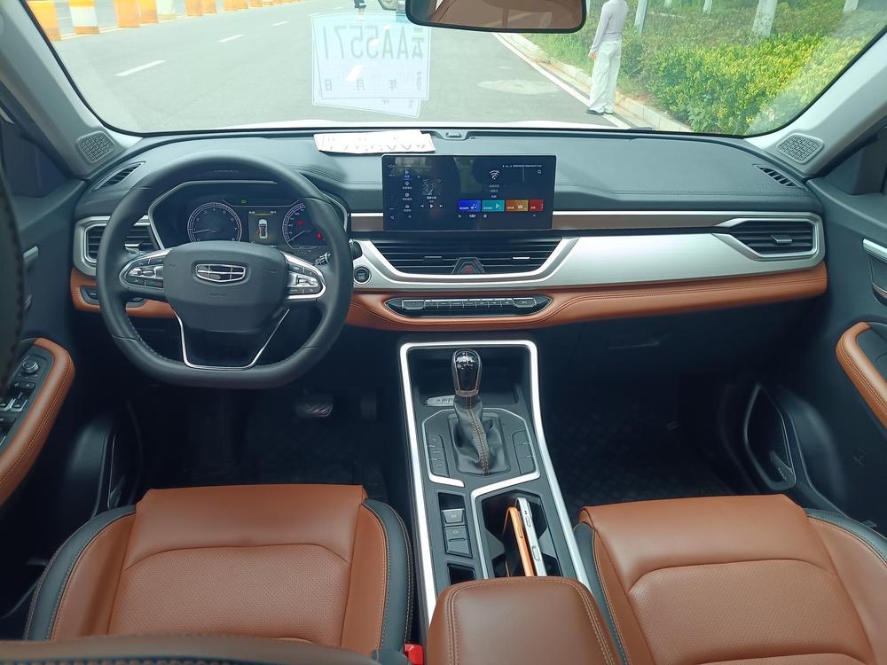 GEELY Vision X6 2020 car image #10