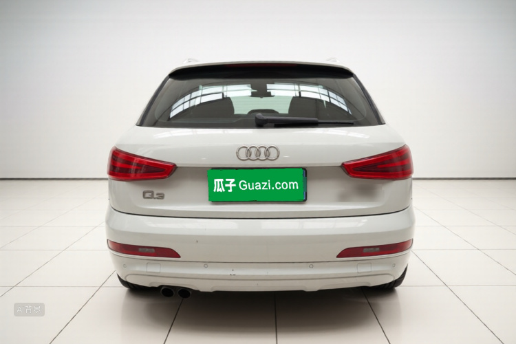 Audi Q3 2016 car image #6