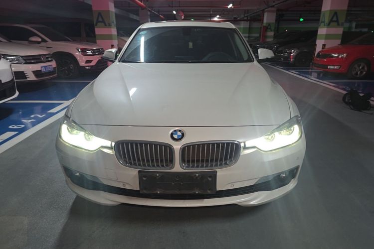 BMW 3 Series 2018 #3 BMW 3 Series 2018 car image #3