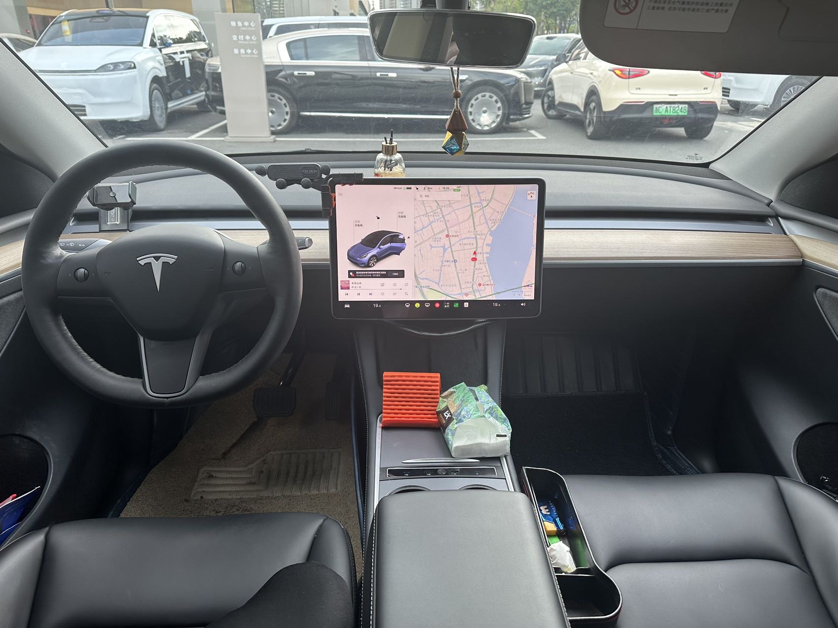 Tesla Model Y 2021 #8 Tesla Model Y 2021 car image #8