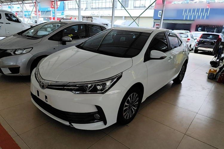 Toyota Corolla 2018 #2 Toyota Corolla 2018 car image #2