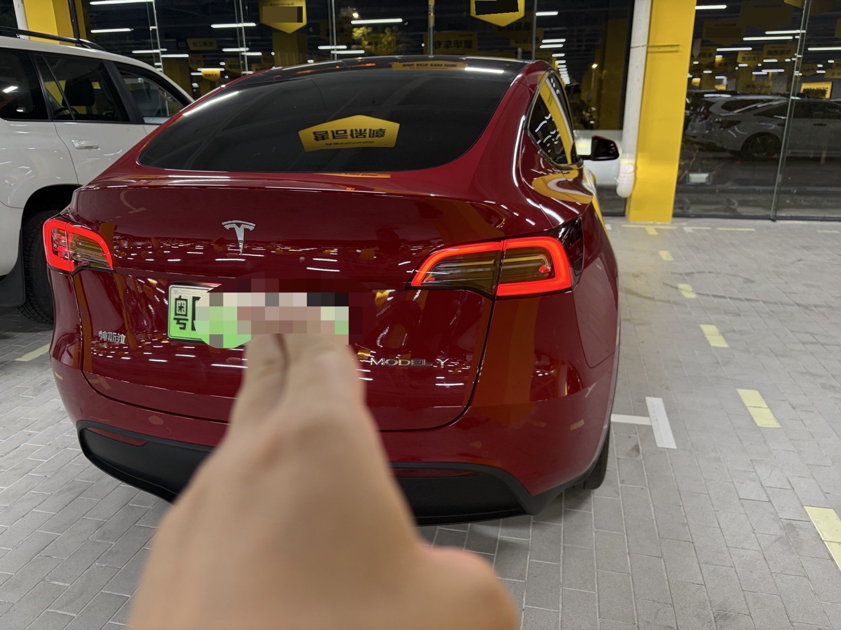 Tesla Model Y 2022 #7 Tesla Model Y 2022 car image #7