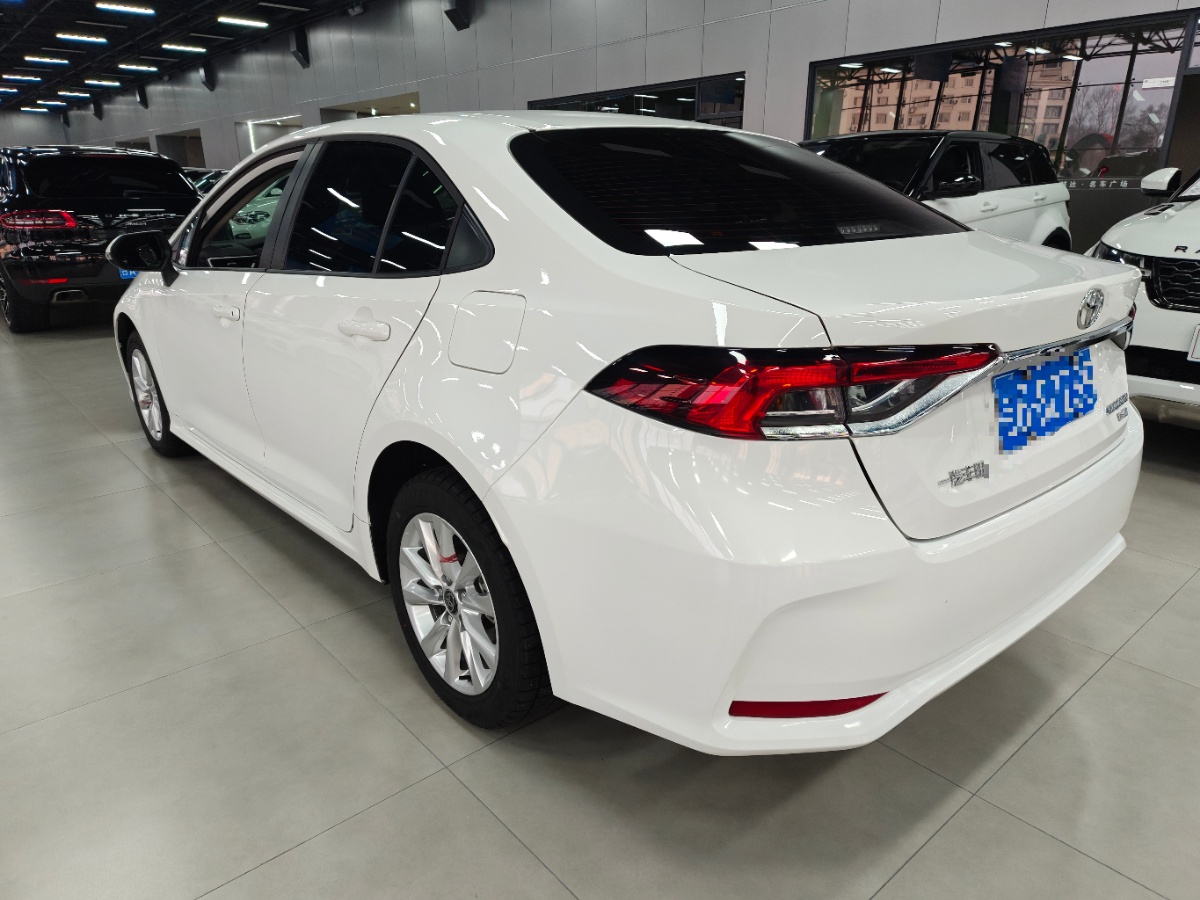 Toyota Corolla 2024 imagen de coche #3