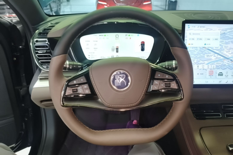 BYD Han 2025 #15 BYD Han 2025 immagine di auto #15
