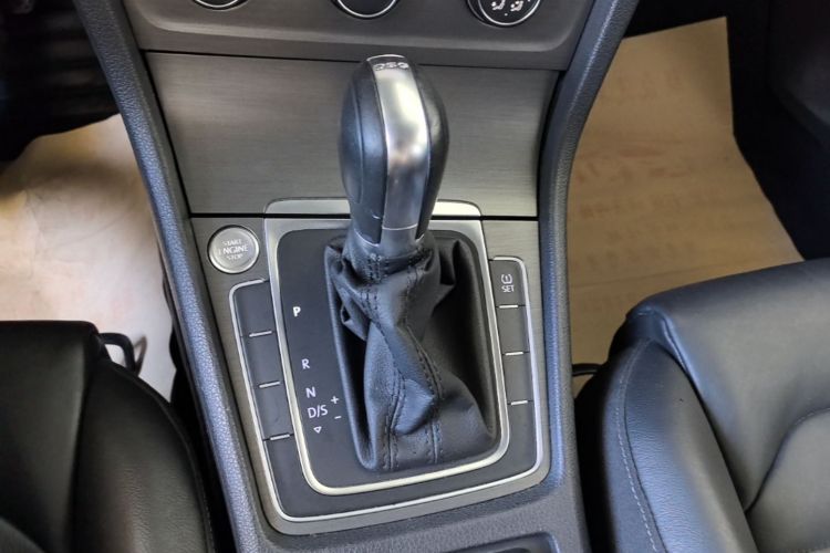 Volkswagen Golf 2015 #14 Volkswagen Golf 2015 car image #14