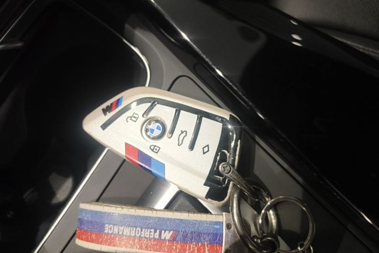 BMW 3 Series GT 2019 car image #14
