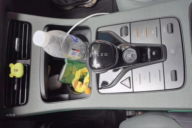 BYD Han 2022 immagine di auto #16