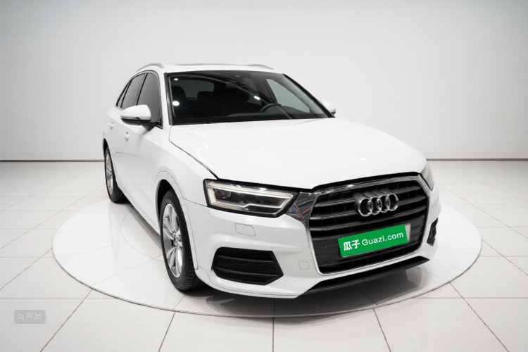 Audi Q3 2018 car image #4