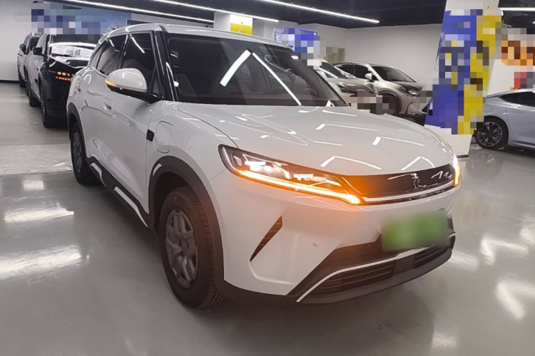 BYD YuanUP 2025 #4 BYD YuanUP 2025 car image #4