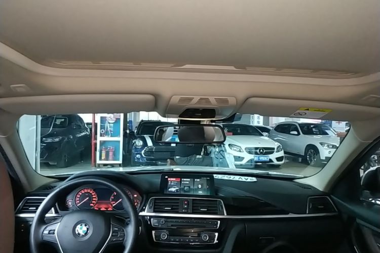 BMW 3 Series 2019 #20 BMW 3 Series 2019 car image #20