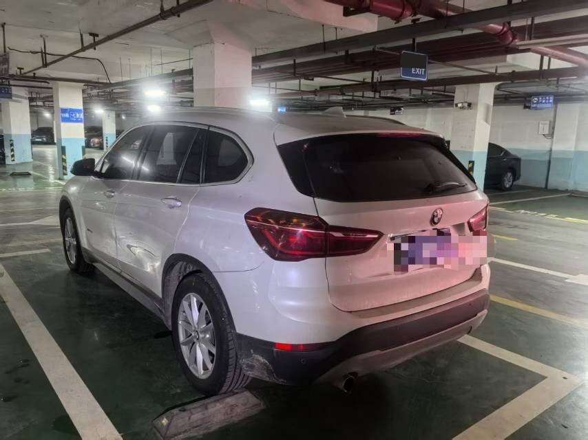 BMW X1 2018 #3 BMW X1 2018 car image #3