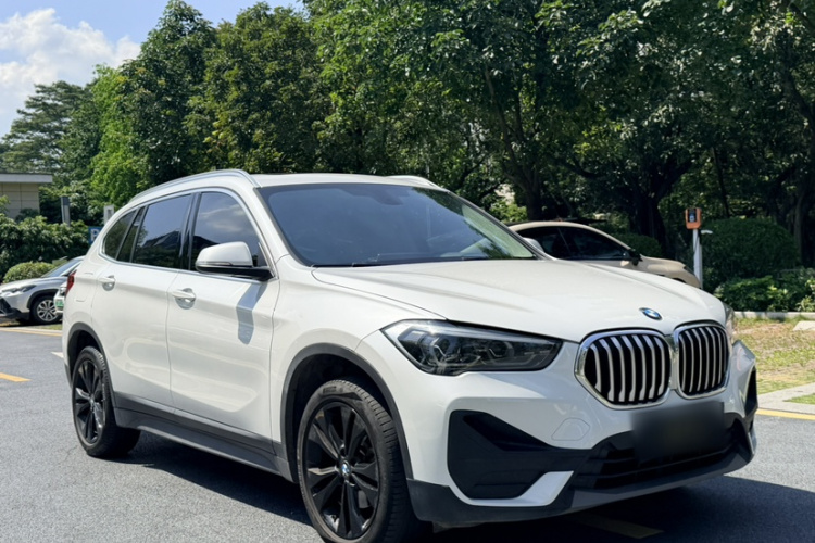 BMW X1 2021 car image #10