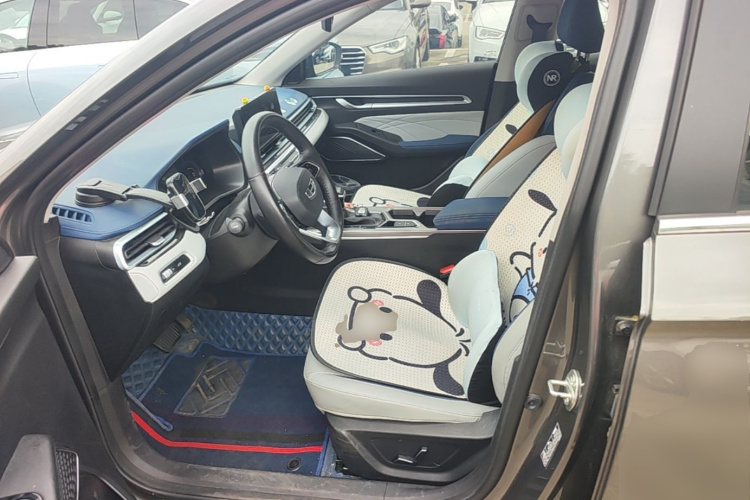 GEELY Emgrand 2021 #15 GEELY Emgrand 2021 car image #15