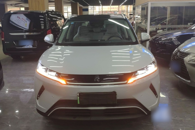 BYD YuanUP 2025 #3 BYD YuanUP 2025 car image #3