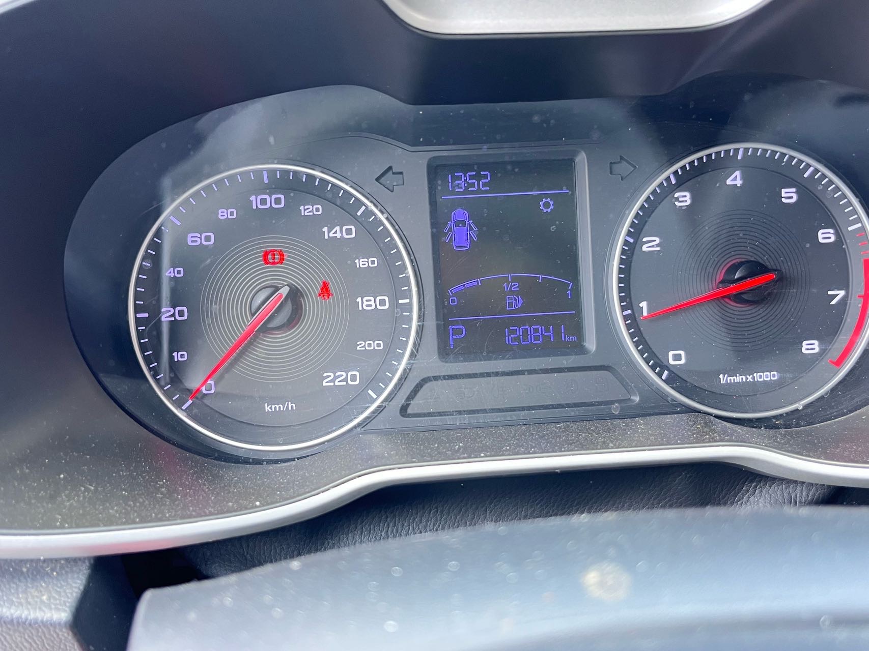 MG ZS 2019 #9 MG ZS 2019 car image #9