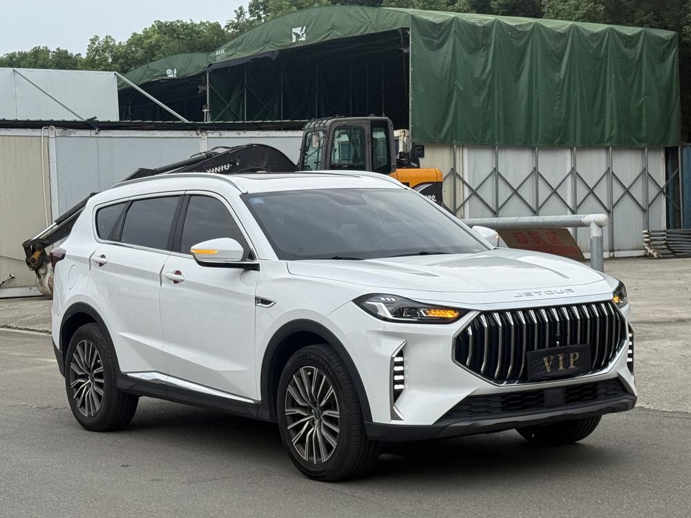 Jetour X70 PLUS 2023 immagine di auto #3