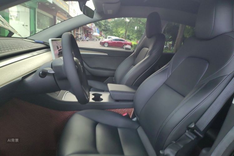 Tesla Model Y 2022 car image #17