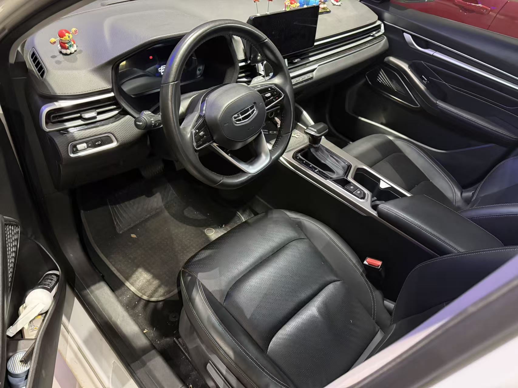 GEELY Emgrand 2021 car image #2