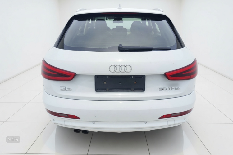 Audi Q3 2014 #4 Audi Q3 2014 car image #4