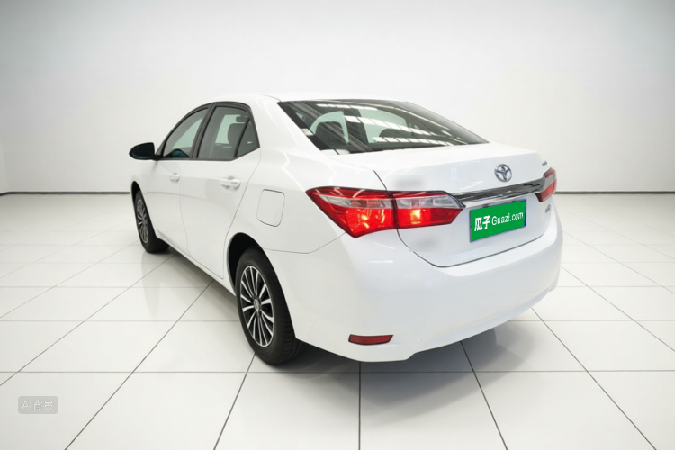 Toyota Corolla 2018 immagine di auto #5