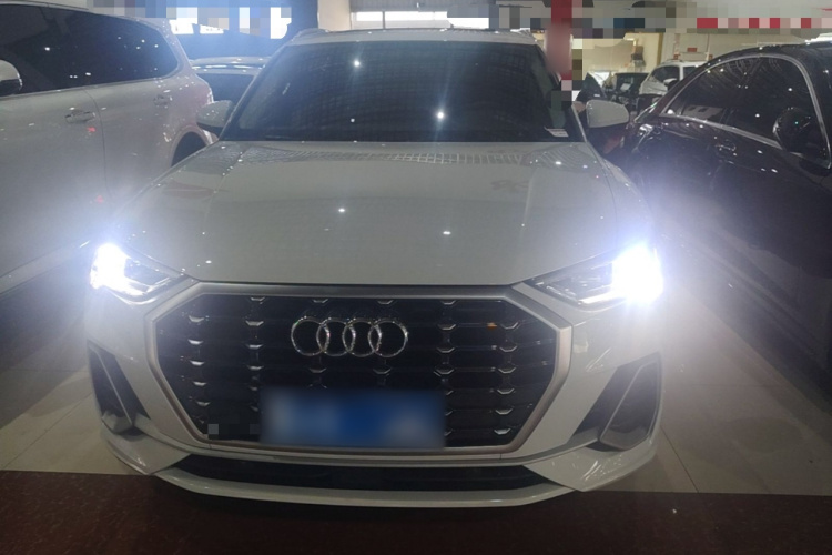 Audi Q3 2020 #3 Audi Q3 2020 car image #3