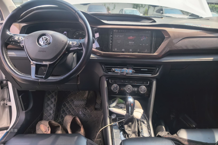 Volkswagen Tharu 2019 #11 Volkswagen Tharu 2019 car image #11