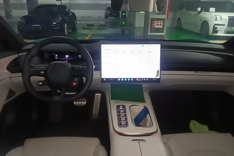 MI SU7 2024 car image #11