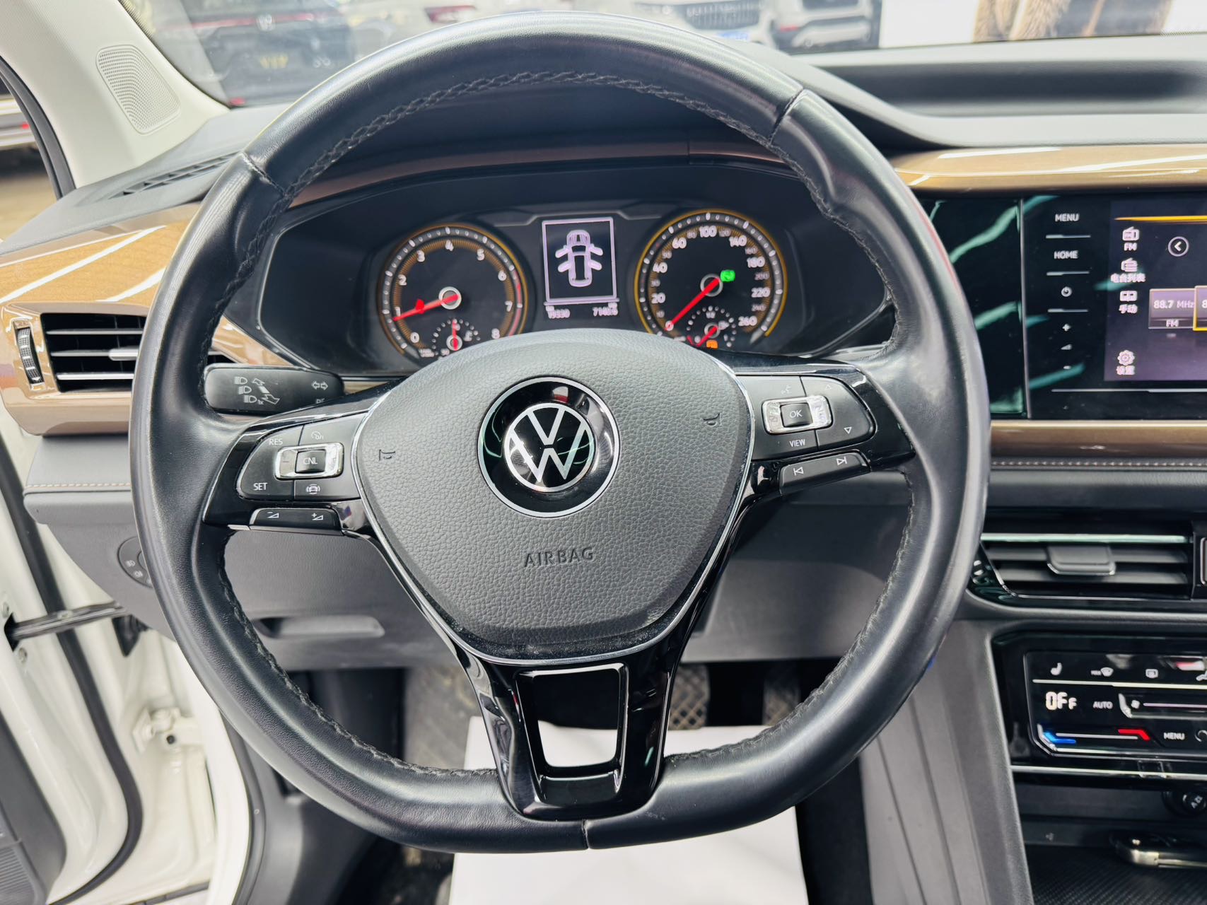 Volkswagen Tharu 2022 #9 Volkswagen Tharu 2022 car image #9