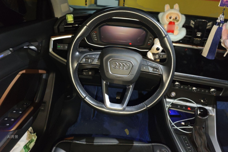 Audi Q3 2019 #12 Audi Q3 2019 car image #12