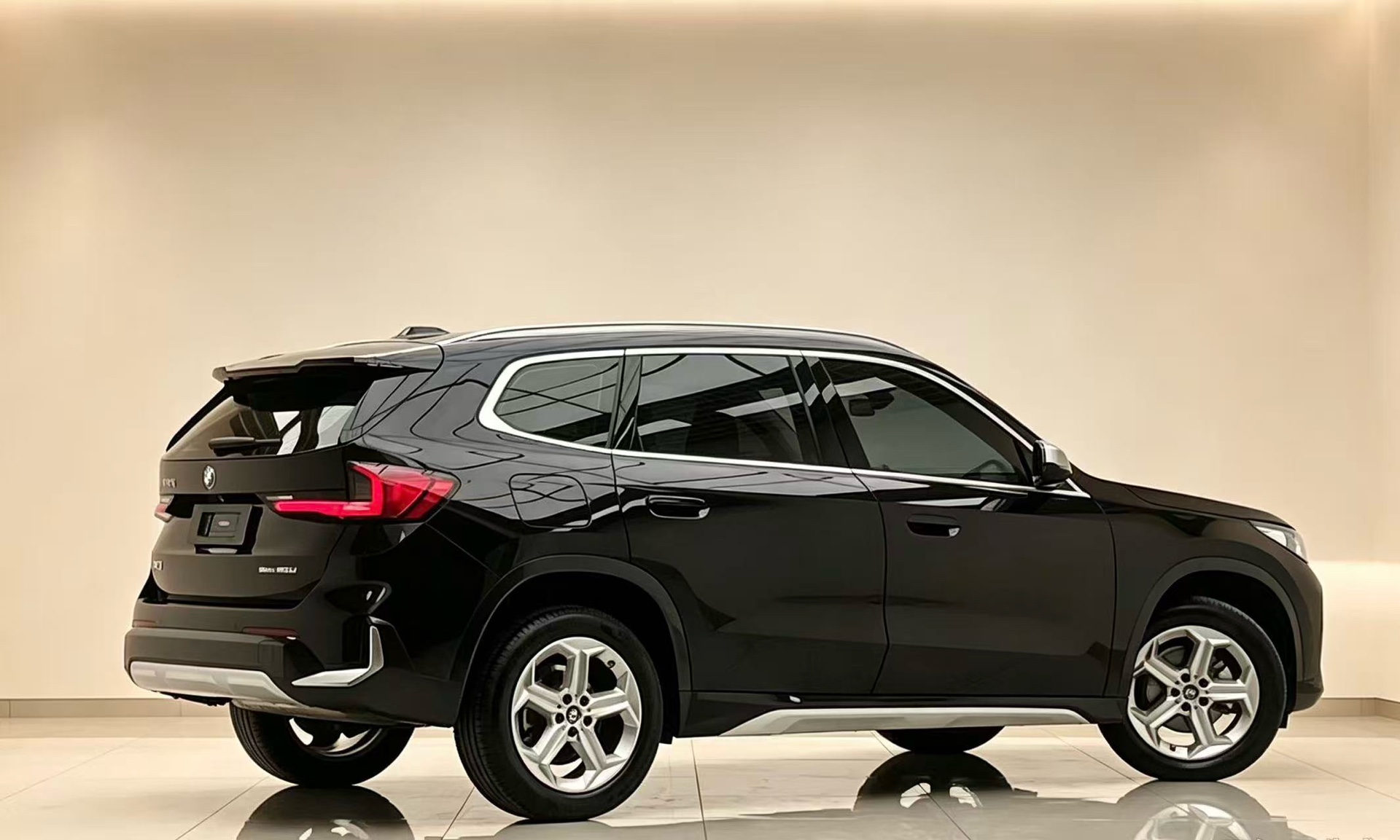 BMW X1 2023 صورة سيارة #4