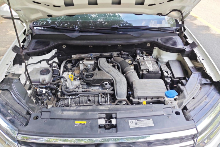 Volkswagen Tharu 2024 car image #22
