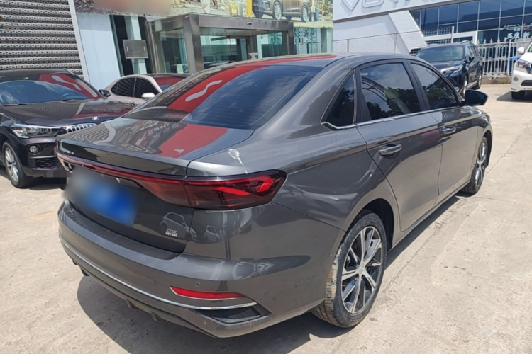 GEELY Emgrand 2023 #7 GEELY Emgrand 2023 car image #7