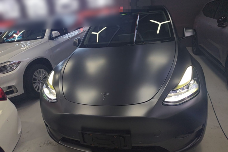 Tesla Model Y 2021 car image #3