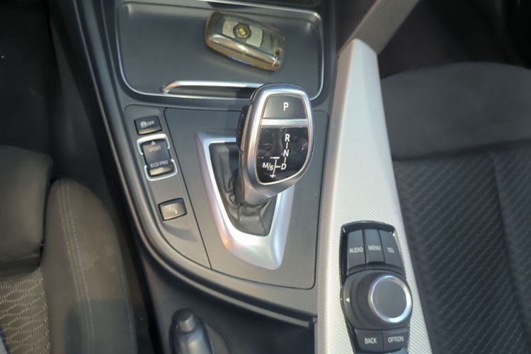 BMW 3 Series 2016 #14 BMW 3 Series 2016 car image #14