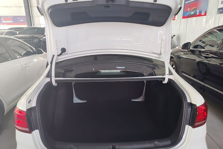 Volkswagen Lavida 2022 car image #19