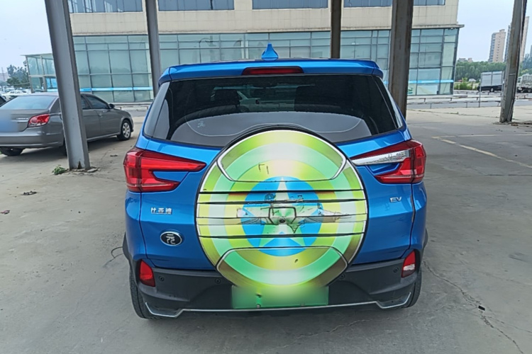 BYD Yuan New Energy 2019 #6 BYD Yuan New Energy 2019 изображение автомобиля #6
