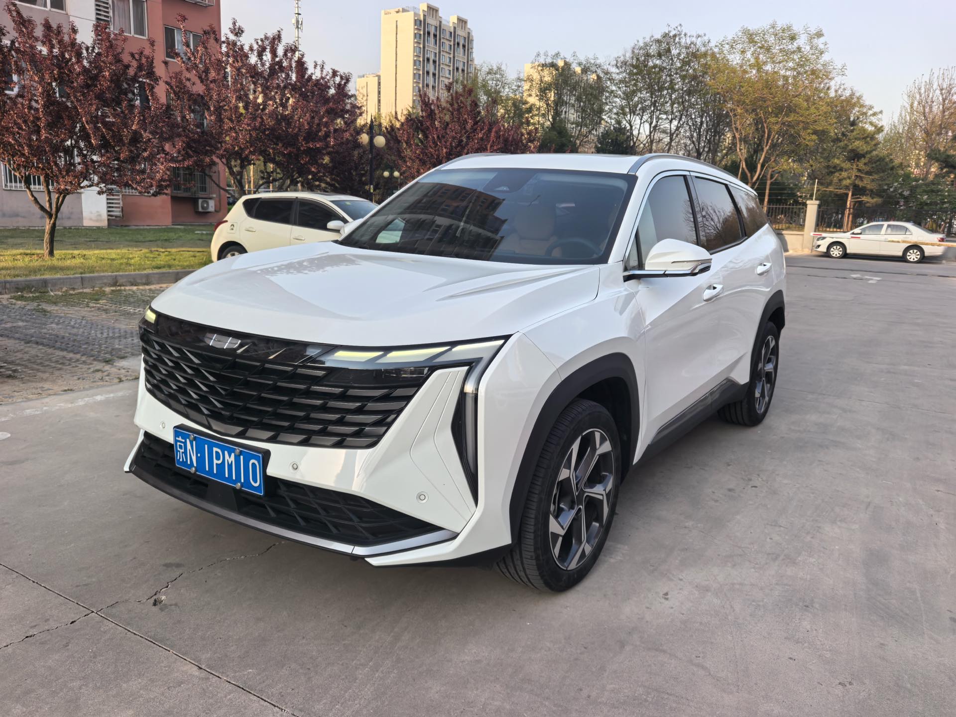 GEELY Boyue L 2023 car image 