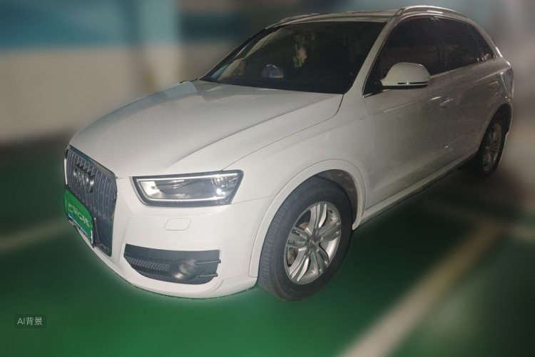 Audi Q3 2015 car image #2
