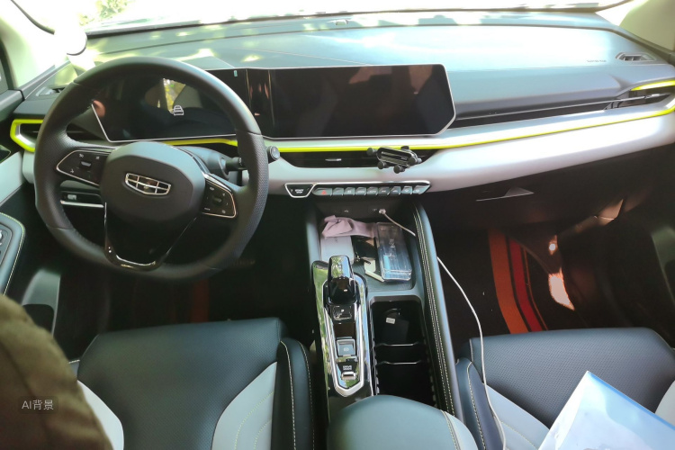 GEELY Coolray 2023 car image #11