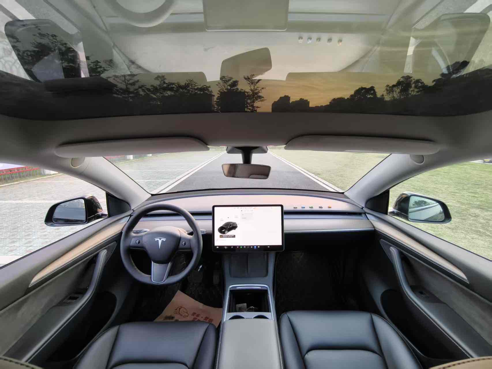 Tesla Model Y 2021 #6 Tesla Model Y 2021 car image #6