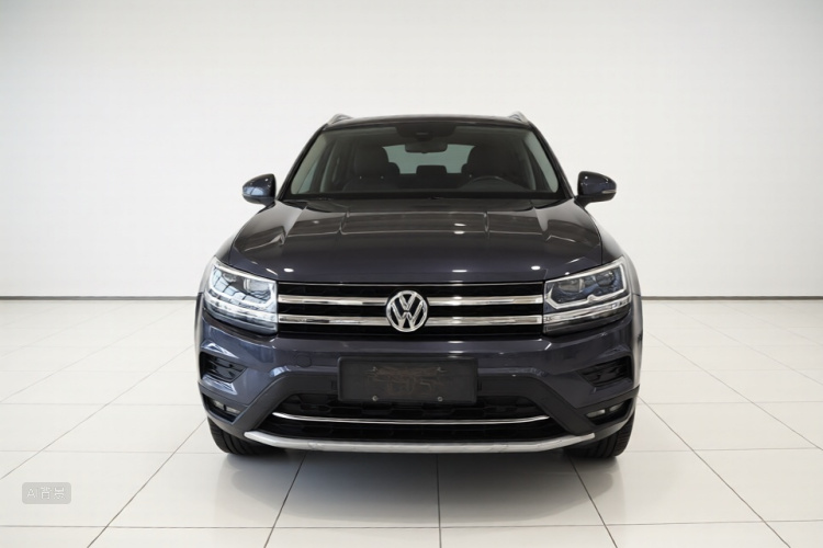 Volkswagen Tharu 2019 car image #3